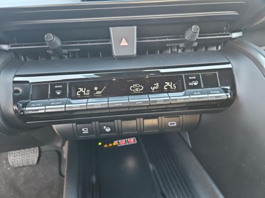 Toyota C-HR 1.8 Hybrid 140 First Edition ActivLease financial lease