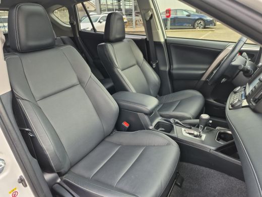 Toyota RAV4 2.5 Hybrid AWD Executive | Navigatie | 360 graden camera | Leder | Schuif-kanteldak ActivLease financial lease