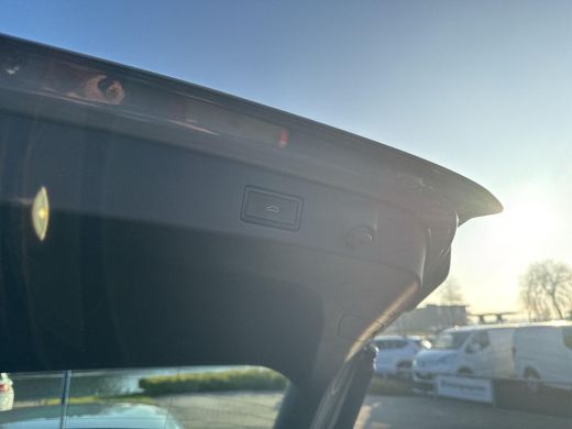 Volkswagen Arteon 1.4 TSI eHybrid Elegance Business+ | Trekhaak | ACC | LED | SOH 93% | ActivLease financial lease