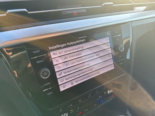 Volkswagen Arteon 1.4 TSI eHybrid Elegance Business+ | Trekhaak | ACC | LED | SOH 93% | ActivLease financial lease