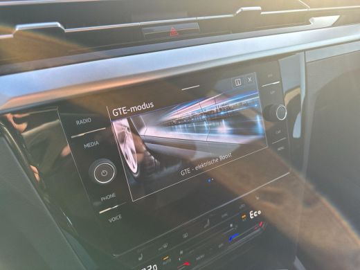 Volkswagen Arteon 1.4 TSI eHybrid Elegance Business+ | Trekhaak | ACC | LED | SOH 93% | ActivLease financial lease