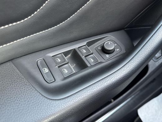 Volkswagen Arteon 1.4 TSI eHybrid Elegance Business+ | Trekhaak | ACC | LED | SOH 93% | ActivLease financial lease