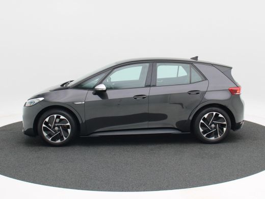 Volkswagen ID.3 First 58 kWh 204 Pk | Trekhaak Afneembaar | Adaptive Cruise | Virtual Cockpit | Stoelverwarming |... ActivLease financial lease
