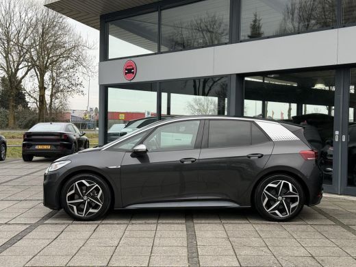 Volkswagen ID.3 First Plus 58 kWh | IQ-Light | Camera | Carplay | ActivLease financial lease