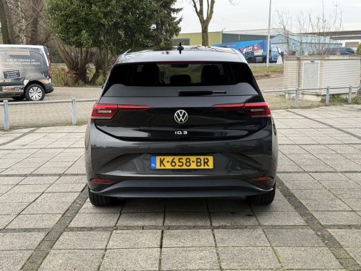 Volkswagen ID.3 First Plus 58 kWh | IQ-Light | Camera | Carplay | ActivLease financial lease