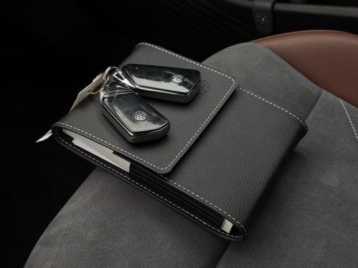 Volkswagen ID.4 Aut. First Edition 77 kWh | SoH 89% | Navi | Camera | Car Play | ActivLease financial lease