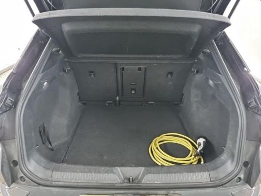 Volkswagen ID.4 Aut. First Edition 77kwh | Navi | Camera | Carplay | ActivLease financial lease