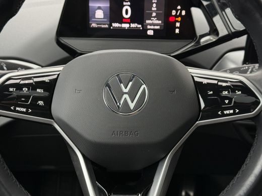 Volkswagen ID.4 First Max 77 kWh | Trekhaak | Panorama | IQ- Light | 360 Camera | ActivLease financial lease