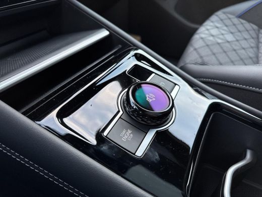 Volkswagen Tayron 1.5 eHybrid R-Line | Panorama dak | Trekhaak | ActivLease financial lease