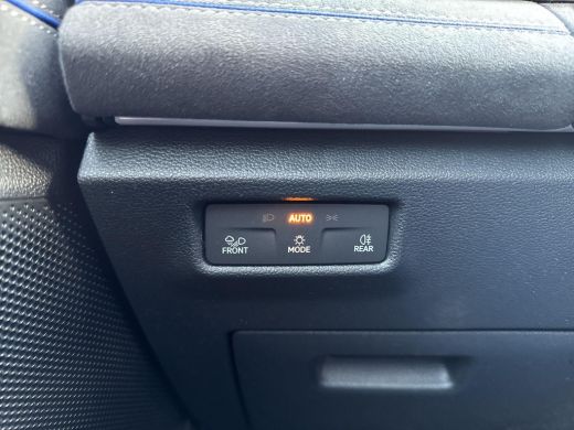 Volkswagen Tayron 1.5 eHybrid R-Line | Panorama dak | Trekhaak | ActivLease financial lease