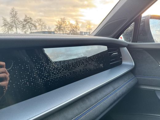 Volkswagen Tayron 1.5 eHybrid R-Line | Panorama dak | Trekhaak | ActivLease financial lease