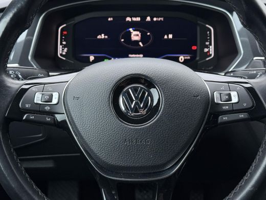 Volkswagen Tiguan Allspace 1.5 TSI Aut. Highline Business R | Panorama | Camera | Virtual | ActivLease financial lease