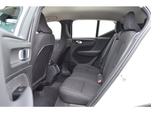 Volvo  XC40 1.5 T2 Momentum Core | Achteruitrijcamera | Apple Carplay/Android Auto|telefoonintegratie premium... ActivLease financial lease