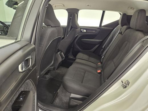 Volvo  XC40 1.5 T2 Momentum Core | Achteruitrijcamera | Apple Carplay/Android Auto|telefoonintegratie premium... ActivLease financial lease