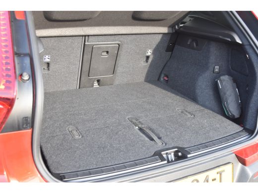 Volvo  XC40 T4 Plus Dark | Leder | Harman Kardon | Trekhaak | ActivLease financial lease