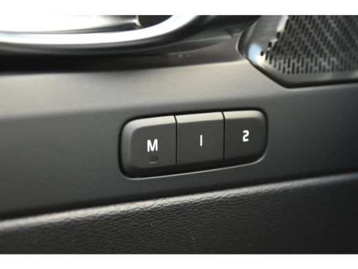 Volvo  XC40 T4 Plus Dark | Leder | Harman Kardon | Trekhaak | ActivLease financial lease