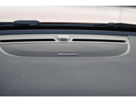 Volvo  XC40 T4 Plus Dark | Leder | Harman Kardon | Trekhaak | ActivLease financial lease