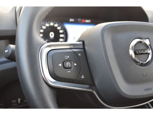 Volvo  XC40 T4 Plus Dark | Leder | Harman Kardon | Trekhaak | ActivLease financial lease