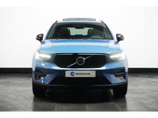 Volvo  XC40 T5 Plus Dark | Trekhaak | BLIS | Harman Kardon | Panoramadak | ActivLease financial lease