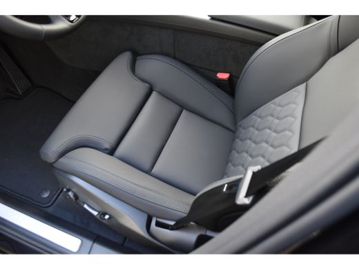 Volvo  XC60 T6 Plus Bright | Trekhaak | Nieuw Model! | HarmanKardon | ActivLease financial lease