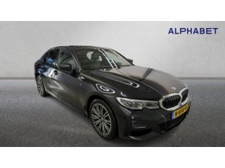 BMW 3 Serie 320e Aut. Business Ed. Plus | Leder | Camera | Car Play |