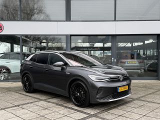 Volkswagen ID.4 First Max 77 kWh | Trekhaak | Panorama | IQ- Light | 360 Camera |