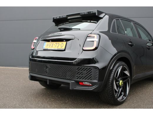 Abarth 600e Turismo 54 kWh | Origineel NL auto | Nieuwprijs &euro;45.000,- | Lage kilometerstand | BTW | Uniek | ActivLease financial lease