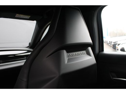 Abarth 600e Turismo 54 kWh | Origineel NL auto | Nieuwprijs &euro;45.000,- | Lage kilometerstand | BTW | Uniek | ActivLease financial lease