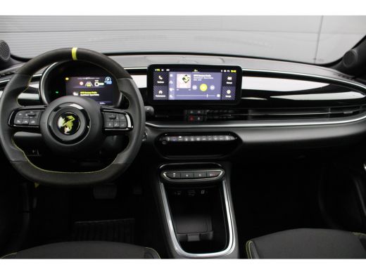 Abarth 600e Turismo 54 kWh | Origineel NL auto | Nieuwprijs &euro;45.000,- | Lage kilometerstand | BTW | Uniek | ActivLease financial lease