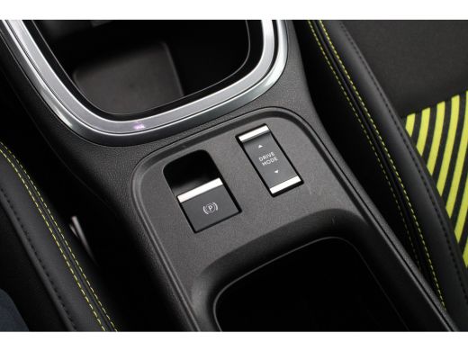 Abarth 600e Turismo 54 kWh | Origineel NL auto | Nieuwprijs &euro;45.000,- | Lage kilometerstand | BTW | Uniek | ActivLease financial lease