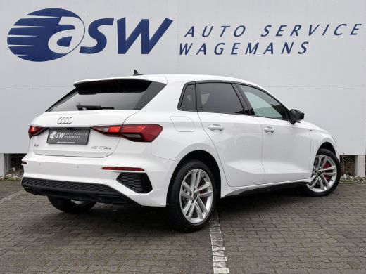 Audi A3 Sportback 45 TFSI e S-line | Navi | CarPlay | ACC | Camera | LED ActivLease financial lease
