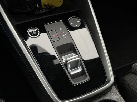 Audi A3 Sportback 45 TFSI e S-line | Navi | CarPlay | ACC | Camera | LED ActivLease financial lease