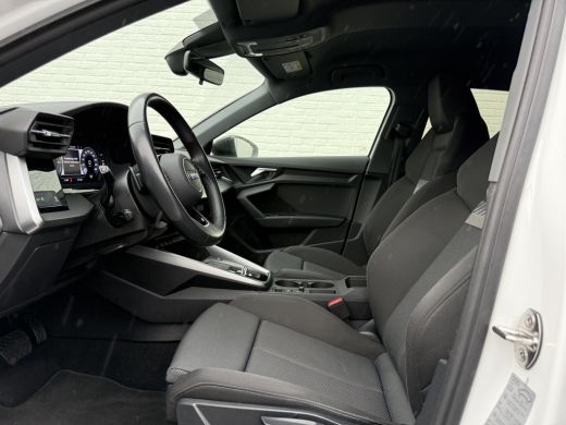 Audi A3 Sportback 45 TFSI e S-line | Navi | CarPlay | ACC | Camera | LED ActivLease financial lease