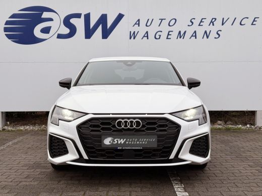Audi A3 Sportback 45 TFSI e S-line | Navi | CarPlay | ACC | Camera | LED ActivLease financial lease