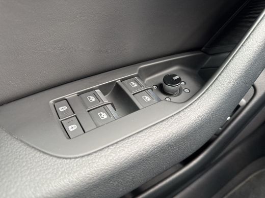 Audi A6 Avant 50 TFSI e Quattro S Edition | A. Camera | Keyless | Privacy glas | ActivLease financial lease