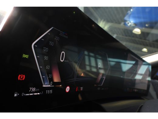 BMW 1 Serie 120 M Sport Automaat / Sportstoelen / Achteruitrijcamera / M Adaptief onderstel / Stoelverwarming ActivLease financial lease