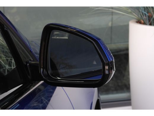 BMW 1 Serie 120 M Sport Automaat / Sportstoelen / Achteruitrijcamera / M Adaptief onderstel / Stoelverwarming ActivLease financial lease