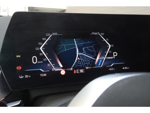 BMW iX1 xDrive30 M Sport / Sportstoelen / Achteruitrijcamera / M Adaptief onderstel / Comfort Access / Ad... ActivLease financial lease