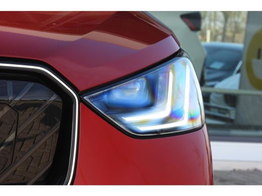 BMW X3 30e xDrive M Sport Automaat / Panoramadak / Trekhaak / Sportstoelen / Stoelventilatie / Stuurverw... ActivLease financial lease