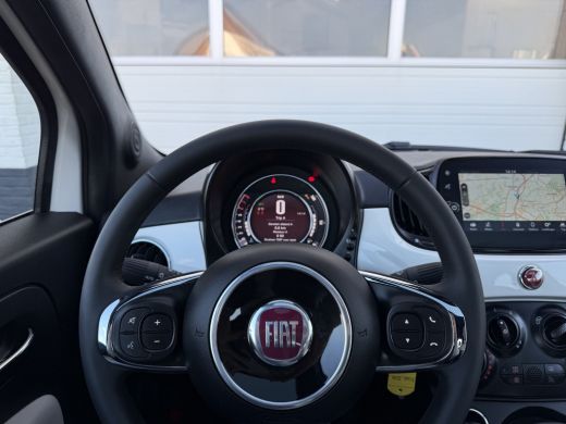 Fiat 500 1.0 Hybrid Dolcevita | Carplay | Pano | DAB | Cruise | PDC ActivLease financial lease