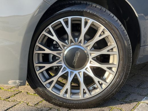 Fiat 500 1.0 Hybrid Dolcevita | Carplay | Pano | DAB | Cruise | PDC ActivLease financial lease