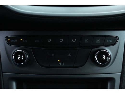 Opel Astra Sports Tourer 1.2 Edition | Camera | Navi | Carplay | Pdc | Cruise & Climate controle | | Camera ... ActivLease financial lease