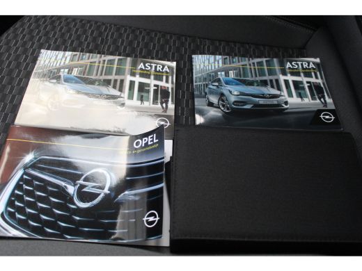 Opel Astra Sports Tourer 1.2 Edition | Camera | Navi | Carplay | Pdc | Cruise & Climate controle | | Camera ... ActivLease financial lease