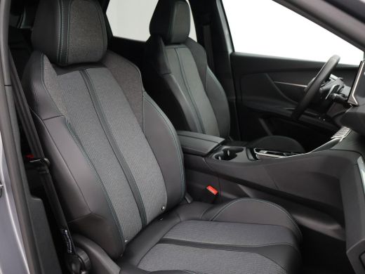 Peugeot 3008 1.6 HYbrid 225 PK PHEV ALLURE PACK + 19 INCH | ADAPTIVE CRUISE | CAMERA | NAVIGATIE | CARPLAY ActivLease financial lease