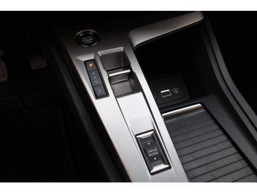 Peugeot 308 1.6 Plug-in Hybrid 180 Allure Avantage | Automaat | Navigatie | Camera | Trekhaak | 1.500kg Trekg... ActivLease financial lease