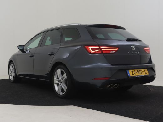 Seat Leon ST 1.5 TSI FR Business Intense l Stoelverwarming l Navigatie l Digital Dash l Camera l Parkeersen... ActivLease financial lease