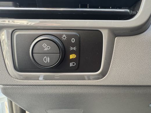 Volkswagen e-Transporter L2 Bulli 218PK | 360 camera | draadloos app connect | trekhaak ActivLease financial lease