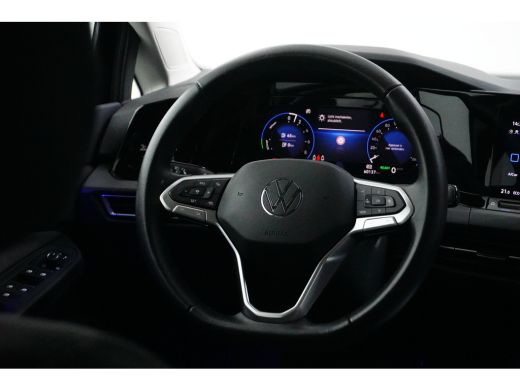 Volkswagen Golf 1.4 eHybrid 204PK PHEV | NAVIGATIE |  CAMERA | MEMORY STOEL | CRUISE CONTROL | 17INCH | FULL LED ActivLease financial lease