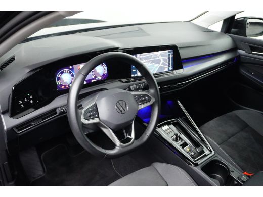 Volkswagen Golf 1.4 eHybrid 204PK PHEV | NAVIGATIE |  CAMERA | MEMORY STOEL | CRUISE CONTROL | 17INCH | FULL LED ActivLease financial lease