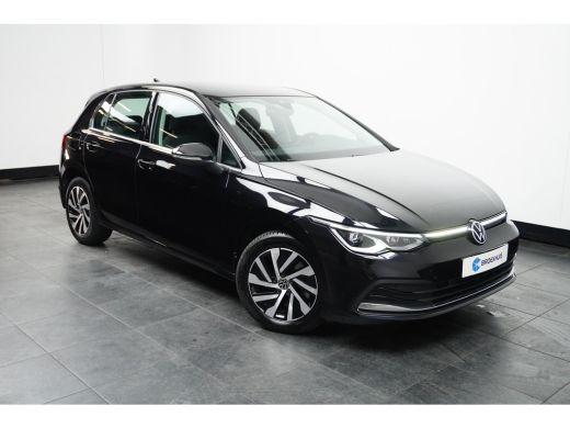 Volkswagen Golf 1.4 eHybrid 204PK PHEV | NAVIGATIE |  CAMERA | MEMORY STOEL | CRUISE CONTROL | 17INCH | FULL LED ActivLease financial lease